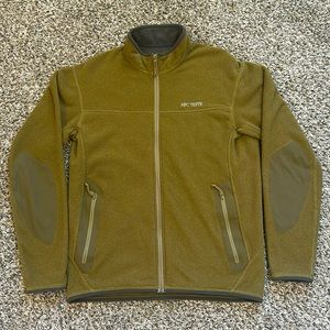 Arcteryx sweater/jacket size: (Men’s) Medium